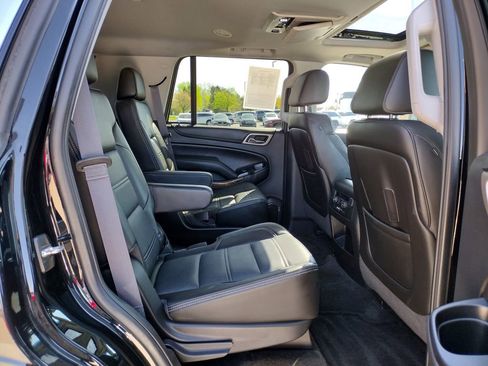 Used 2015 GMC Yukon Denali w/ Premium Package AWD/4WD image 23