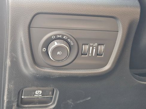 New 2025 Jeep Grand Cherokee Summit w/ Adv Protech Group IV image 18