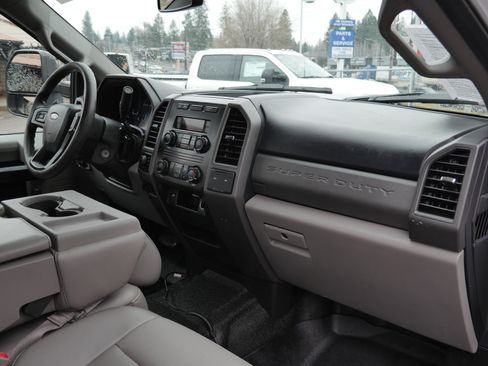 Used 2019 Ford F350 XL image 22