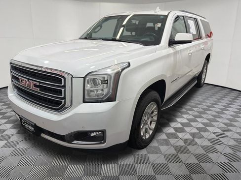 Used 2020 GMC Yukon XL SLT AWD/4WD image 3
