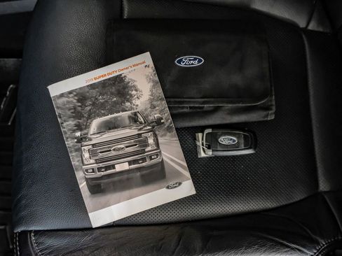 Used 2019 Ford F250 Lariat w/ Lariat Ultimate Package image 65