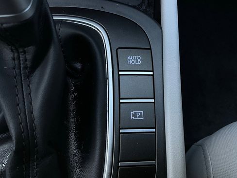 Used 2025 Hyundai Kona SEL image 25