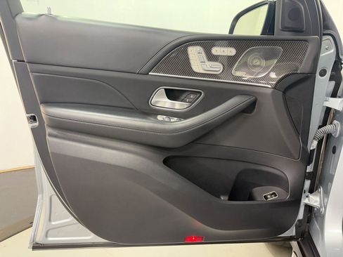 Used 2023 Mercedes-Benz GLS 63 AMG 4MATIC image 6