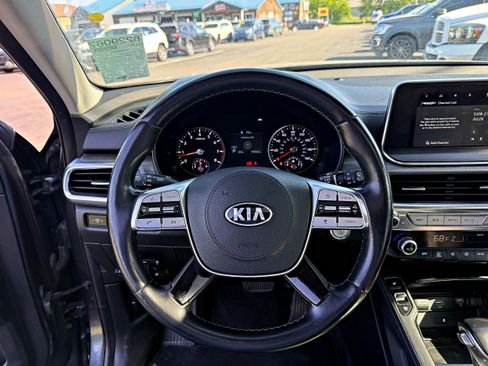 Used 2021 Kia Telluride EX w/ EX Premium Package AWD/4WD image 14