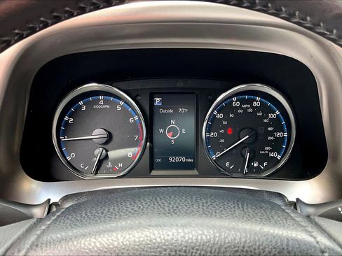 Used 2016 Toyota RAV4 XLE FWD image 26