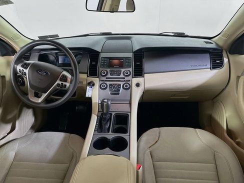 Used 2018 Ford Taurus SE image 13