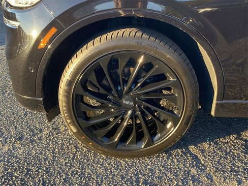 Used 2022 Lincoln Aviator Reserve w/ Equipment Group 201A image 8