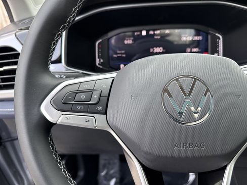 New 2025 Volkswagen Taos SEL image 17