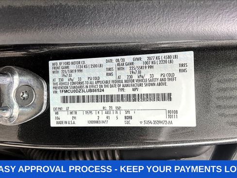 Used 2020 Ford Escape Titanium w/ Titanium Premium Package 2.0 FWD image 23