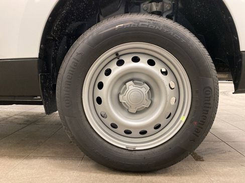 New 2026 Ford Maverick XL image 31