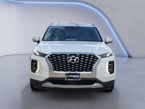 Used 2020 Hyundai Palisade SEL w/ Premium Package FWD image 2