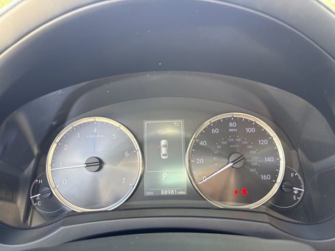 Used 2017 Lexus IS 200t image 26