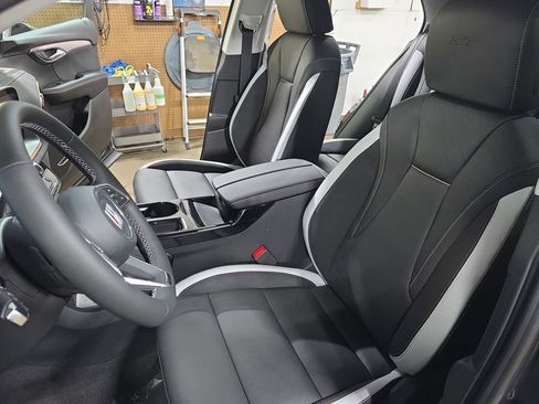 New 2026 Buick Envision Sport Touring AWD/4WD image 15