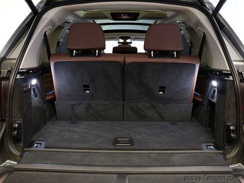 Certified 2024 BMW X7 xDrive40i image 32