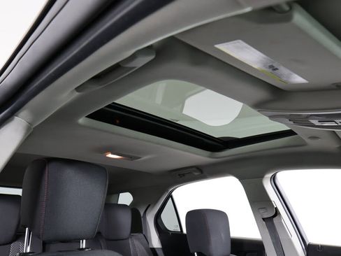 Used 2011 Chevrolet Equinox LT w/ Driver Convenience Package image 38