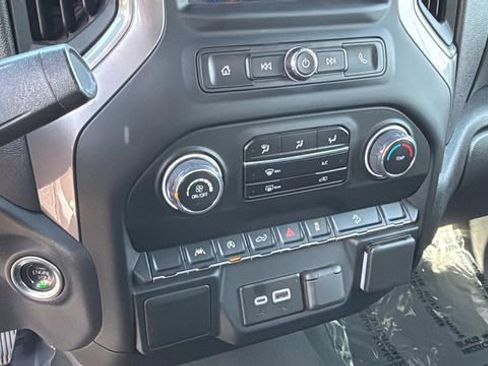 Used 2024 Chevrolet Silverado 1500 Custom Trail Boss w/ LPO, Dark Essentials Package image 30