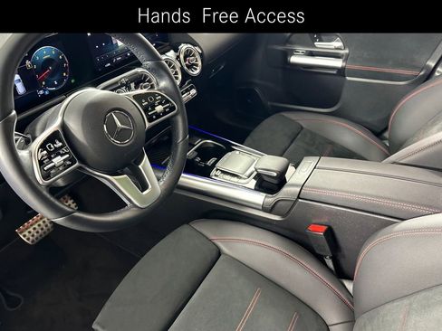 Certified 2023 Mercedes-Benz GLA 250 image 14