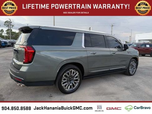 Used 2024 GMC Yukon XL Denali Ultimate AWD/4WD image 3