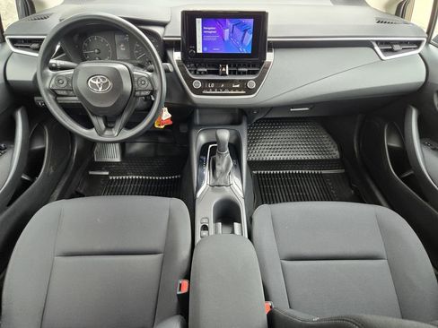 Used 2024 Toyota Corolla LE image 18