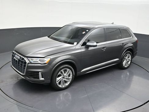 Used 2021 Audi Q7 2.0T Premium Plus w/ Premium Plus Package AWD/4WD image 10