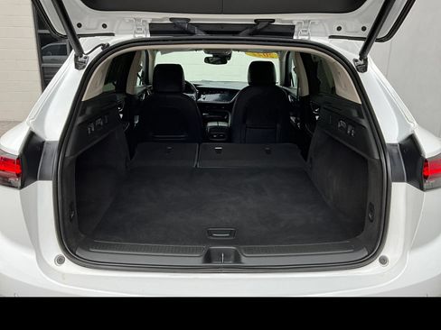 Used 2022 Buick Envision Preferred FWD image 11