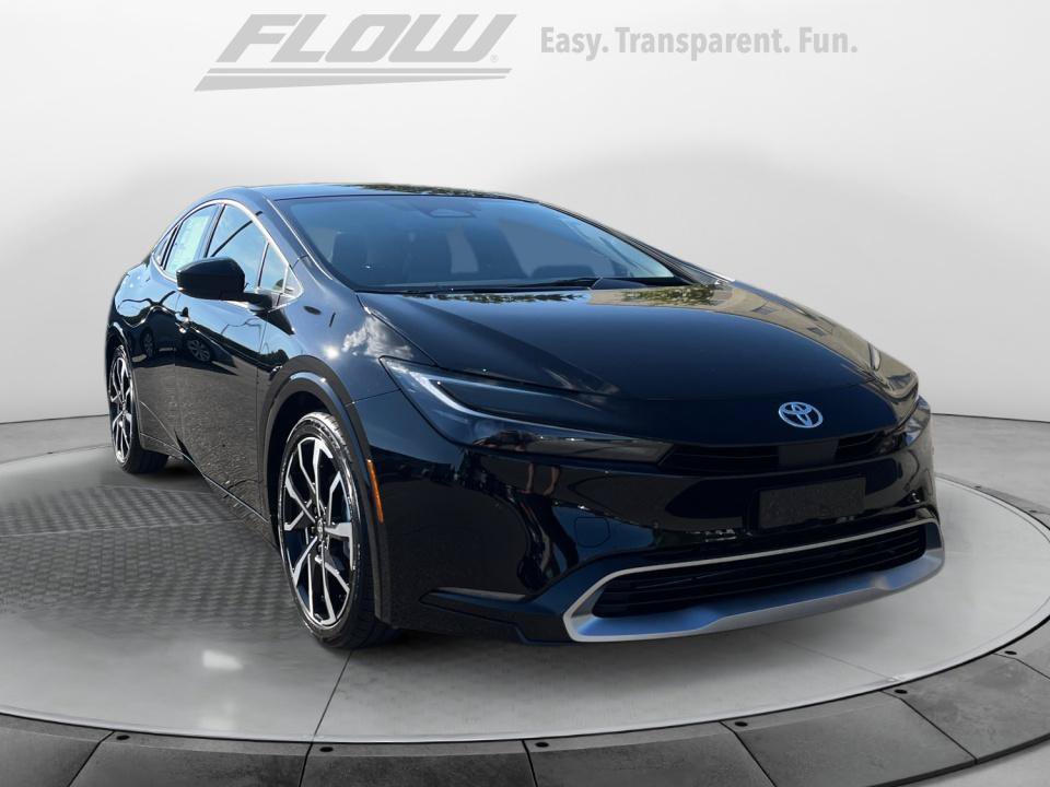 New 2027 Toyota Prius Plug-In Hybrid FWD image 1