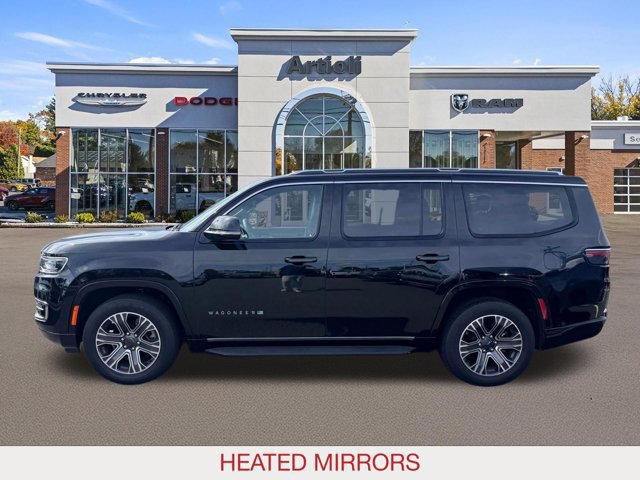 Certified 2024 Jeep Wagoneer Series II w/ Flexible Seating Group AWD/4WD image 5