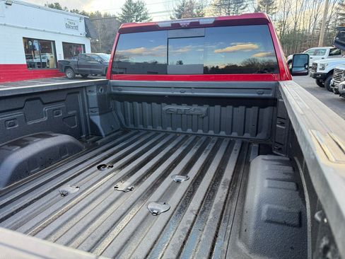 Used 2022 GMC Sierra 2500 AT4 w/ AT4 Premium Plus Package image 13