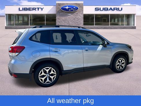 Used 2023 Subaru Forester Premium AWD/4WD image 7