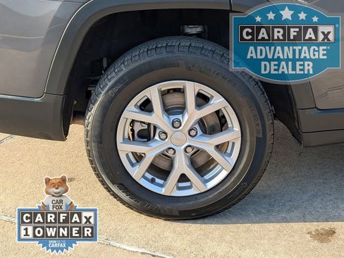 Used 2023 Jeep Grand Cherokee L Limited w/ Trailer Tow Group (B) RWD image 4