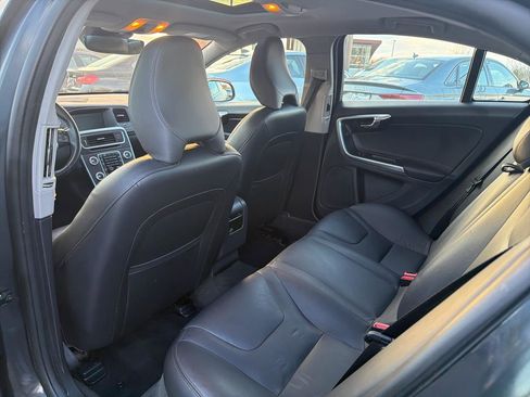 Used 2016 Volvo S60 T5 Premier image 13