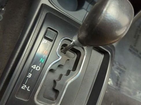 Used 2012 Toyota Tacoma 4x4 Double Cab image 22