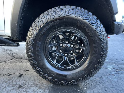 Certified 2024 Chevrolet Colorado ZR2 w/ ZR2 Bison Edition image 11