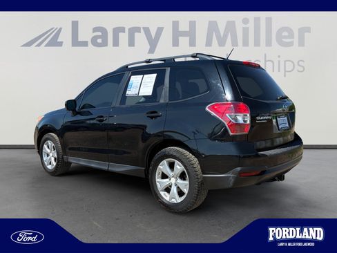 Used 2015 Subaru Forester 2.5i Premium AWD/4WD image 3