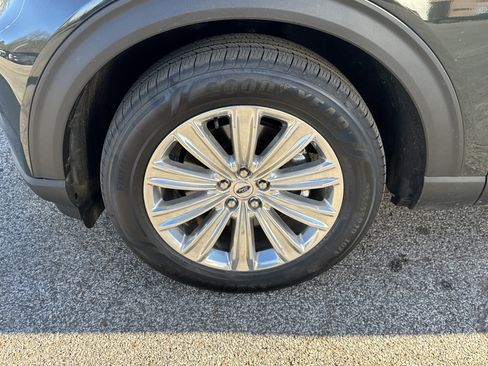 Used 2023 Ford Explorer Limited w/ Hybrid Equipment Group 310A image 9