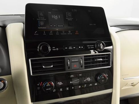 Used 2024 INFINITI QX80 Sensory image 30