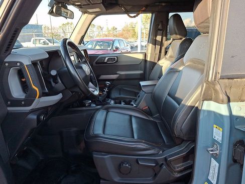 Used 2022 Ford Bronco Badlands image 13