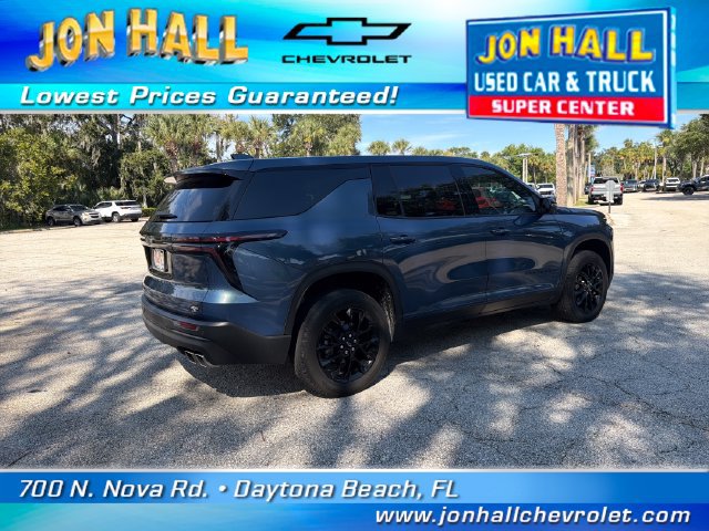 Used 2024 Chevrolet Traverse LS w/ Midnight/Sport Edition AWD/4WD image 12