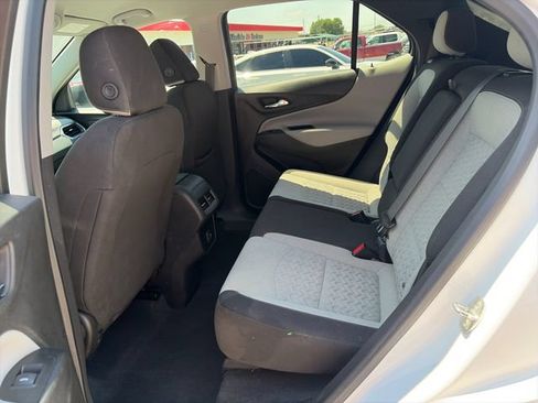 Used 2023 Chevrolet Equinox LS w/ Driver Confidence II Package AWD/4WD image 32