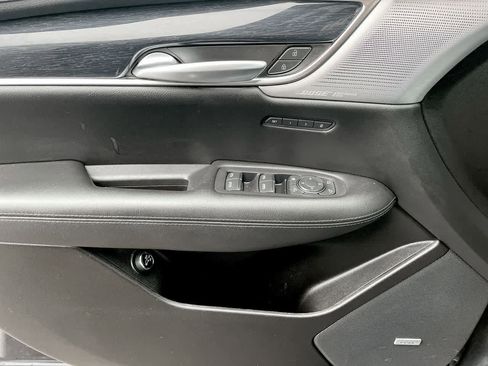 Used 2022 Cadillac XT5 Premium Luxury w/ LPO, Floor Liner Package image 33