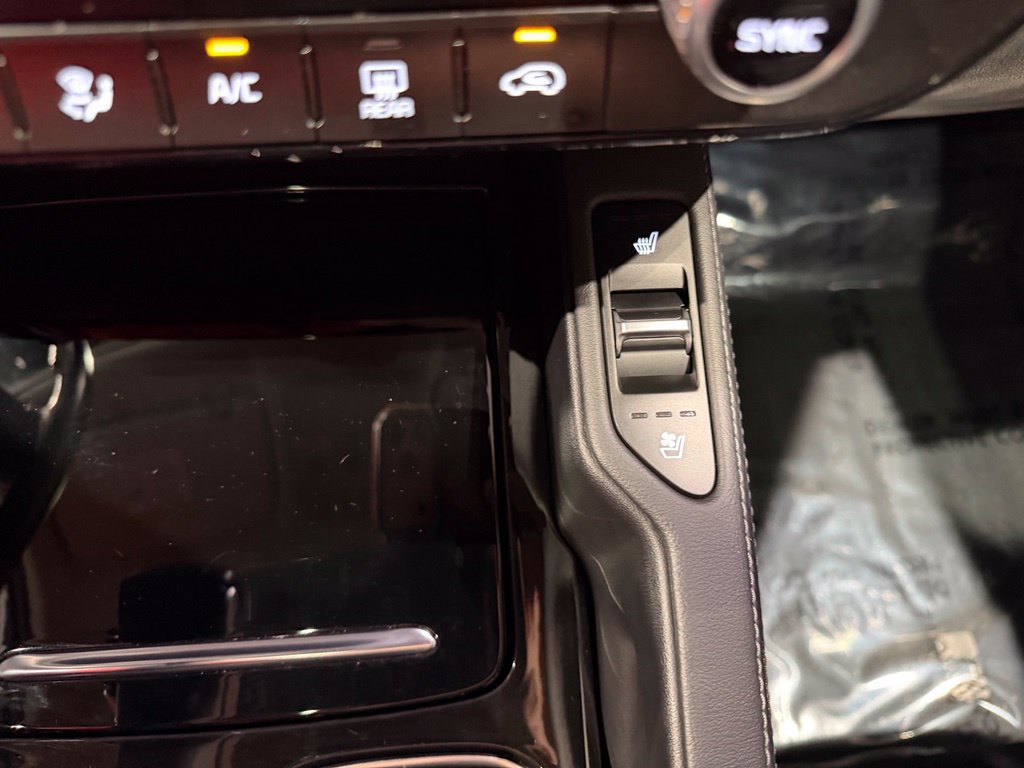 Used 2022 Kia Telluride EX FWD image 23
