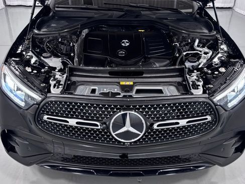 Certified 2025 Mercedes-Benz GLC 300 4MATIC image 29