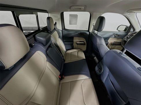 New 2026 Ford Maverick Lariat AWD/4WD image 27