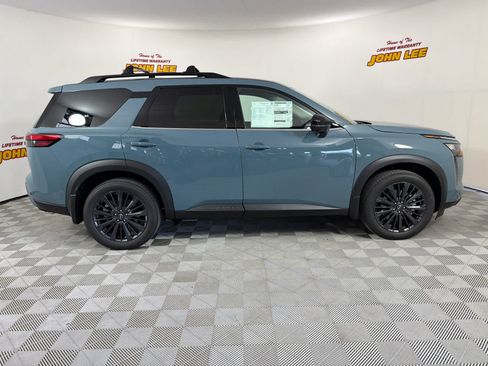 New 2026 Nissan Pathfinder SL w/ SL Premium Package FWD image 7