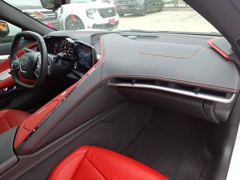 Used 2021 Chevrolet Corvette Stingray Preferred Cpe w/ Z51 Performance Package image 14