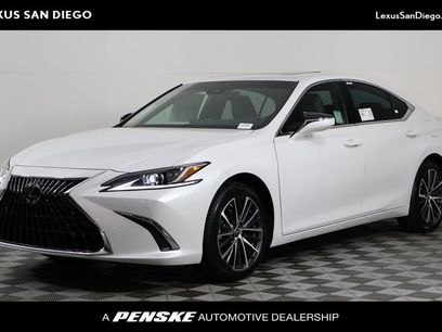 New 2025 Lexus ES 300h w/ Premium Package