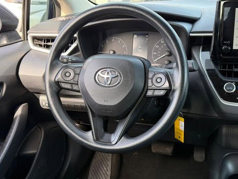 Used 2023 Toyota Corolla LE image 13