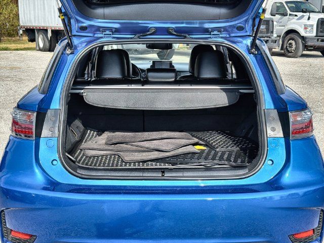 Used 2017 Lexus CT 200h w/ Navigation System Package FWD image 24