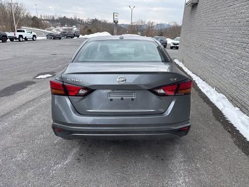 Used 2022 Nissan Altima 2.5 SV image 5