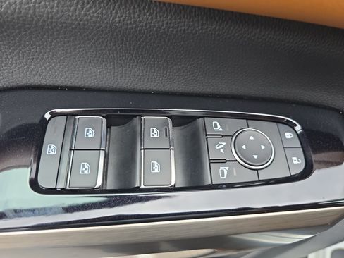 Certified 2023 Nissan Pathfinder Platinum image 27